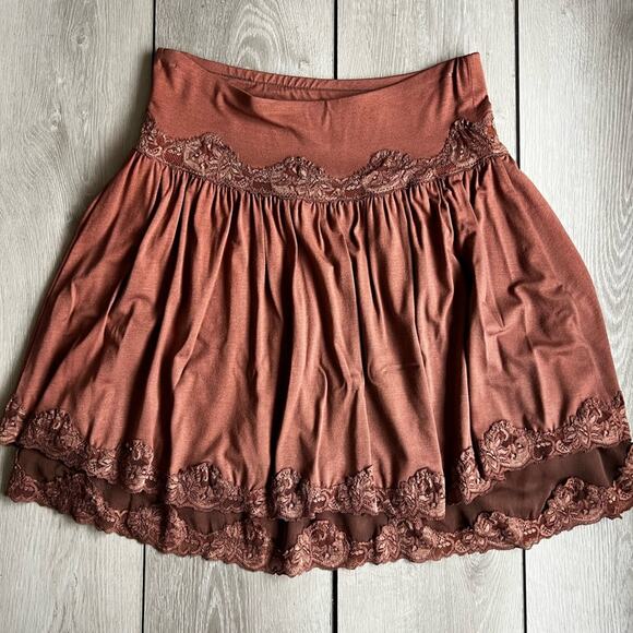 bebe y2k 2000s lace silk trim layered mini skirt stretch mink brown medium - Picture 1 of 7